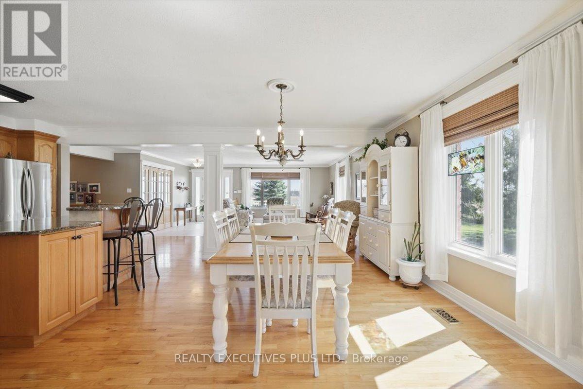 2935 Baseline Road, Clarence-Rockland, Ontario  K0A 3N0 - Photo 12 - X12825906