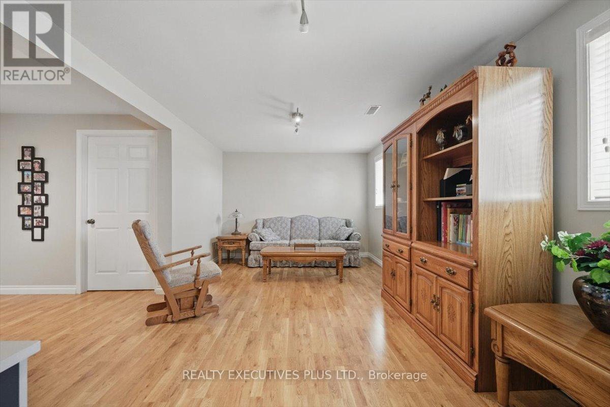 2935 Baseline Road, Clarence-Rockland, Ontario  K0A 3N0 - Photo 26 - X12825906