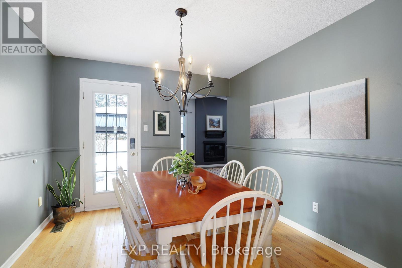 39 Barra Avenue, Ottawa, Ontario  K2L 2R9 - Photo 11 - X12825950