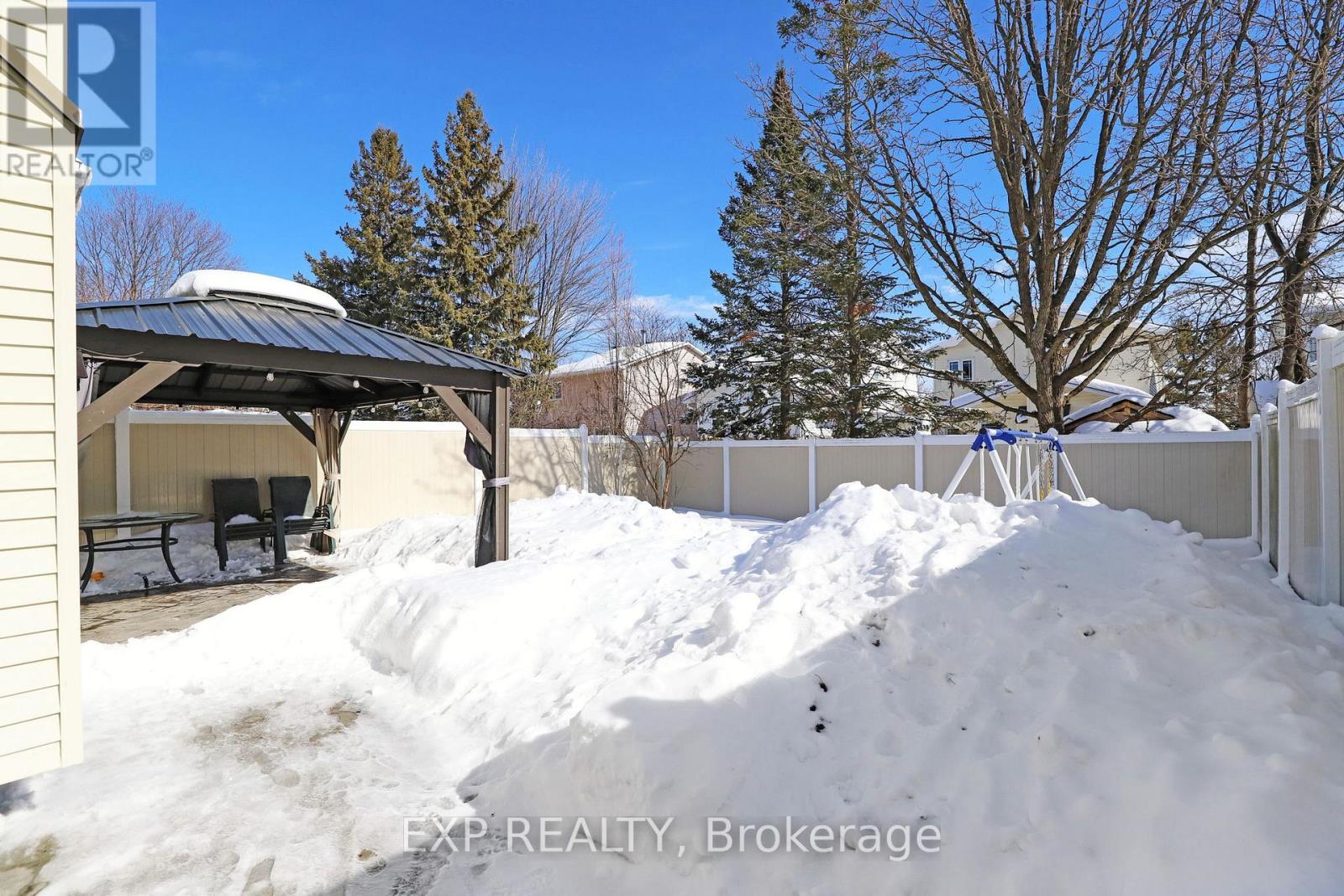 39 Barra Avenue, Ottawa, Ontario  K2L 2R9 - Photo 30 - X12825950