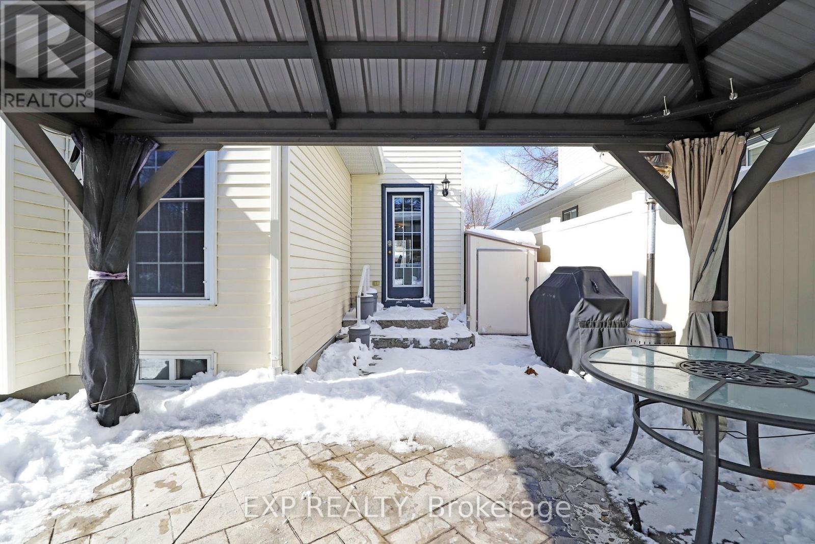 39 Barra Avenue, Ottawa, Ontario  K2L 2R9 - Photo 32 - X12825950