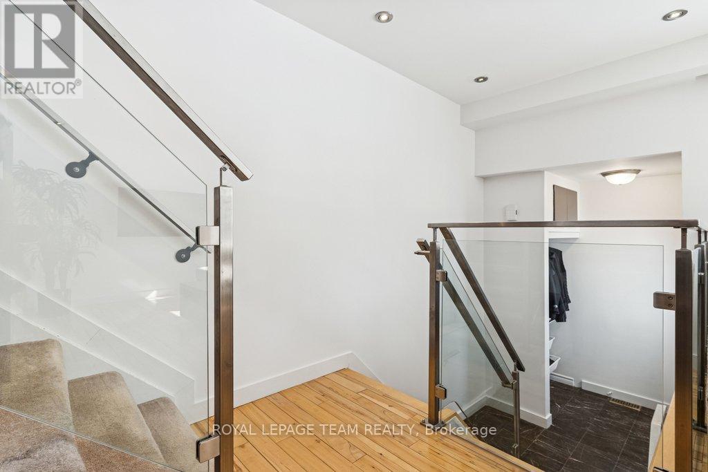 109 - 15b Forester Crescent, Ottawa, Ontario  K2H 8Y1 - Photo 15 - X12825952