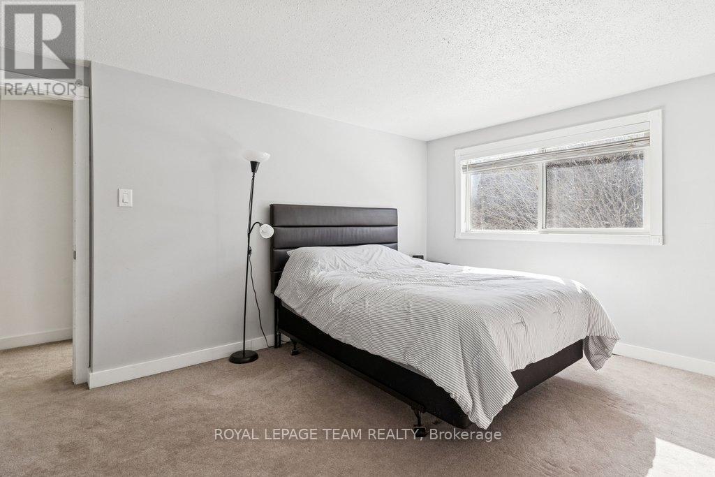 109 - 15b Forester Crescent, Ottawa, Ontario  K2H 8Y1 - Photo 18 - X12825952