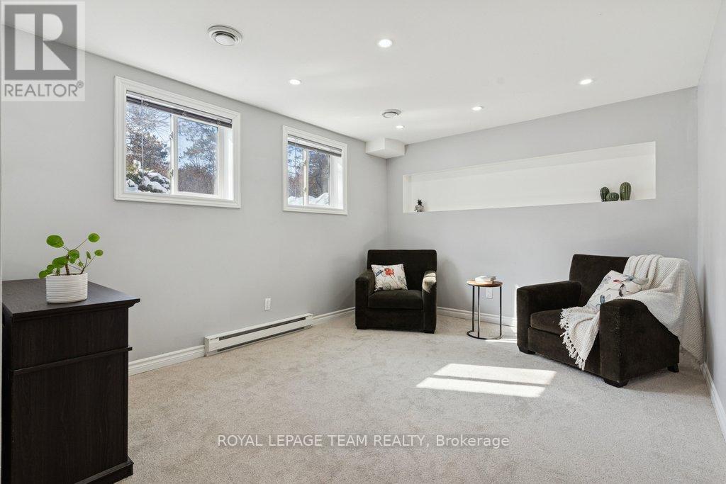 109 - 15b Forester Crescent, Ottawa, Ontario  K2H 8Y1 - Photo 23 - X12825952