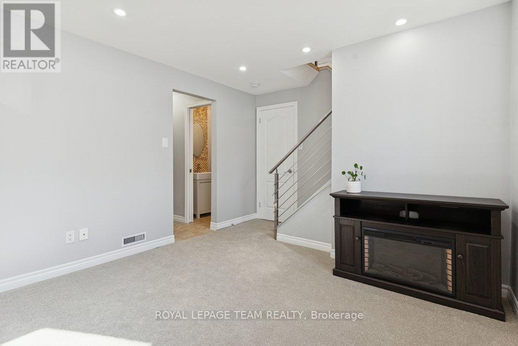 109 - 15b Forester Crescent, Ottawa, Ontario  K2H 8Y1 - Photo 24 - X12825952