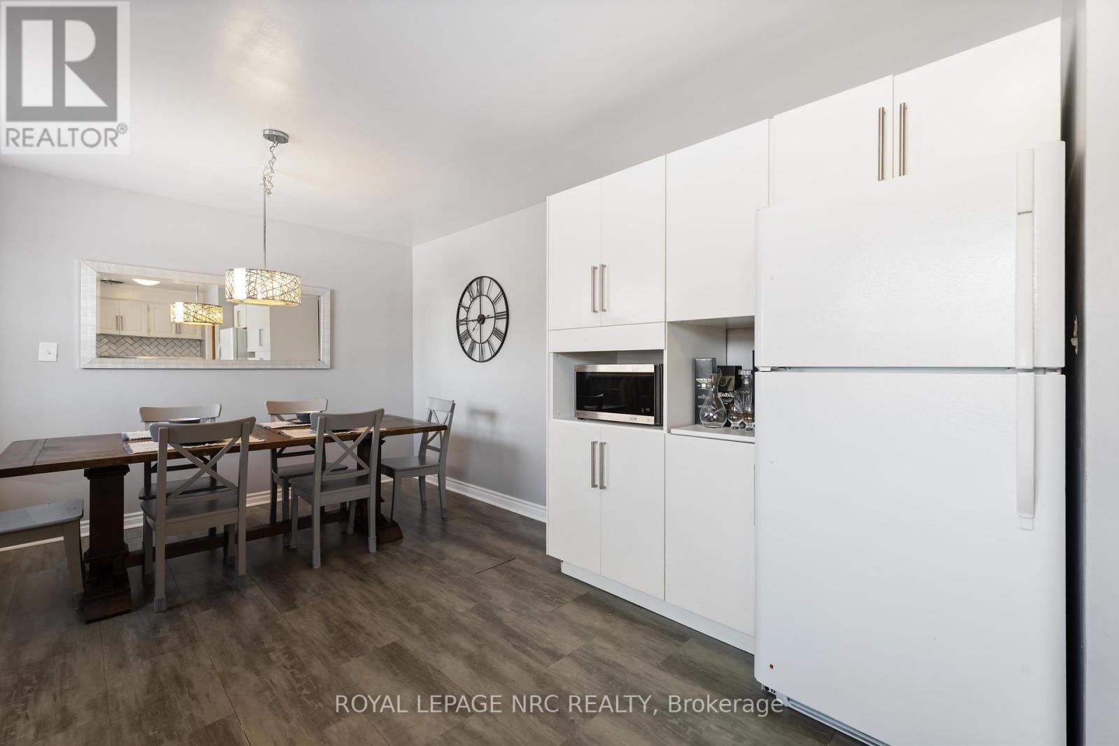 27 Barron Street, Welland, Ontario  L3C 2K4 - Photo 14 - X12825934