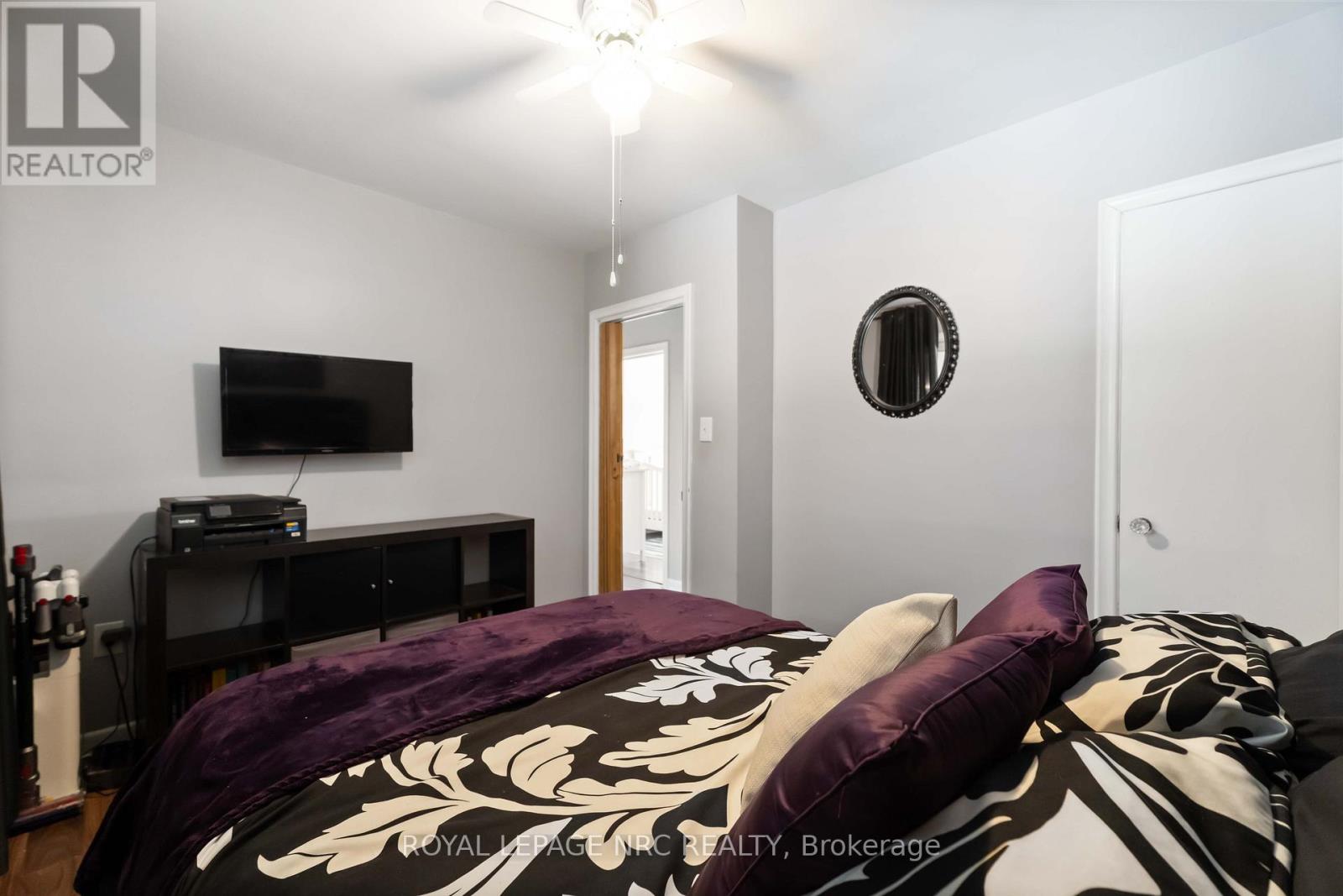 27 Barron Street, Welland, Ontario  L3C 2K4 - Photo 21 - X12825934