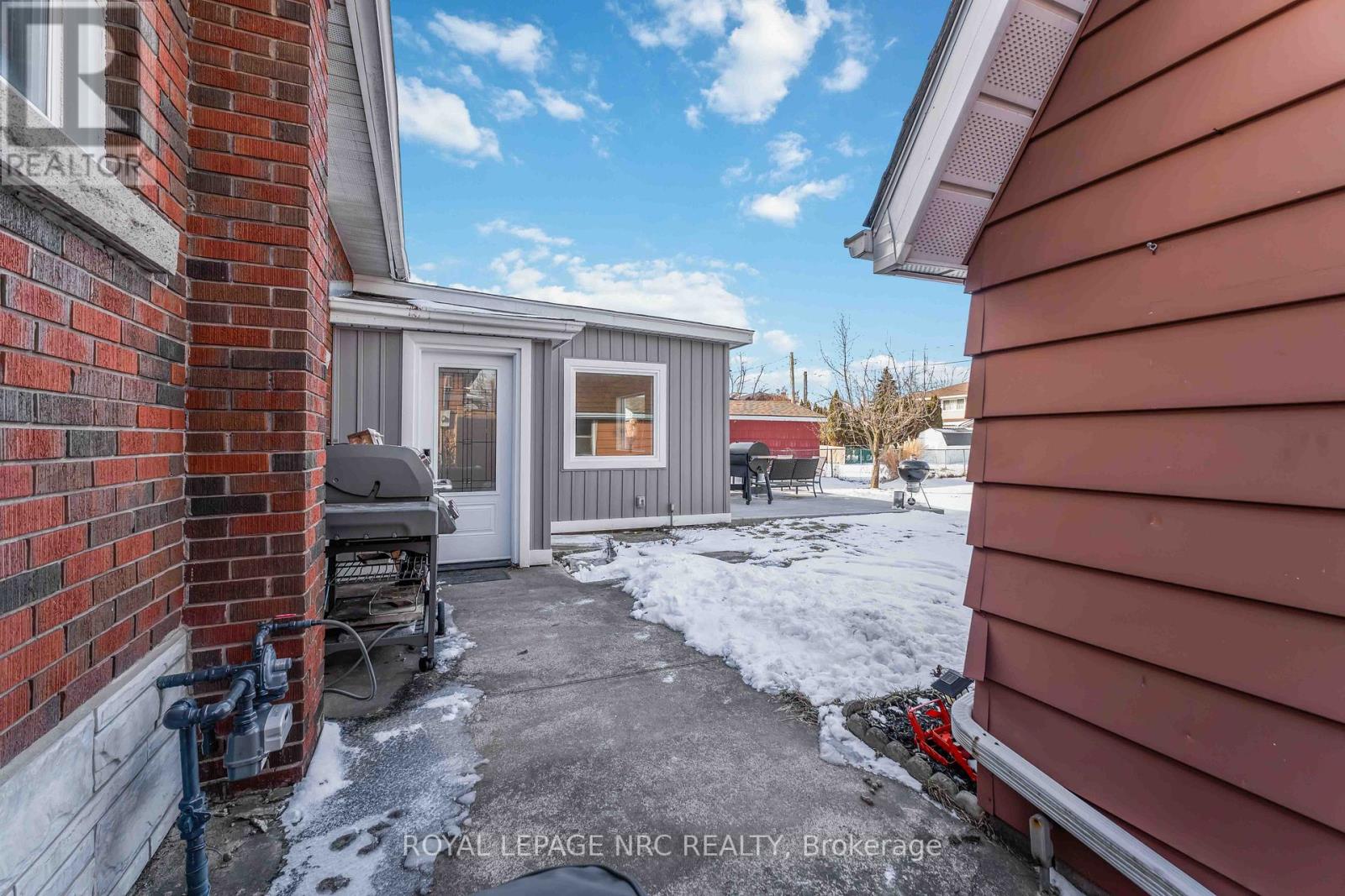 27 Barron Street, Welland, Ontario  L3C 2K4 - Photo 37 - X12825934