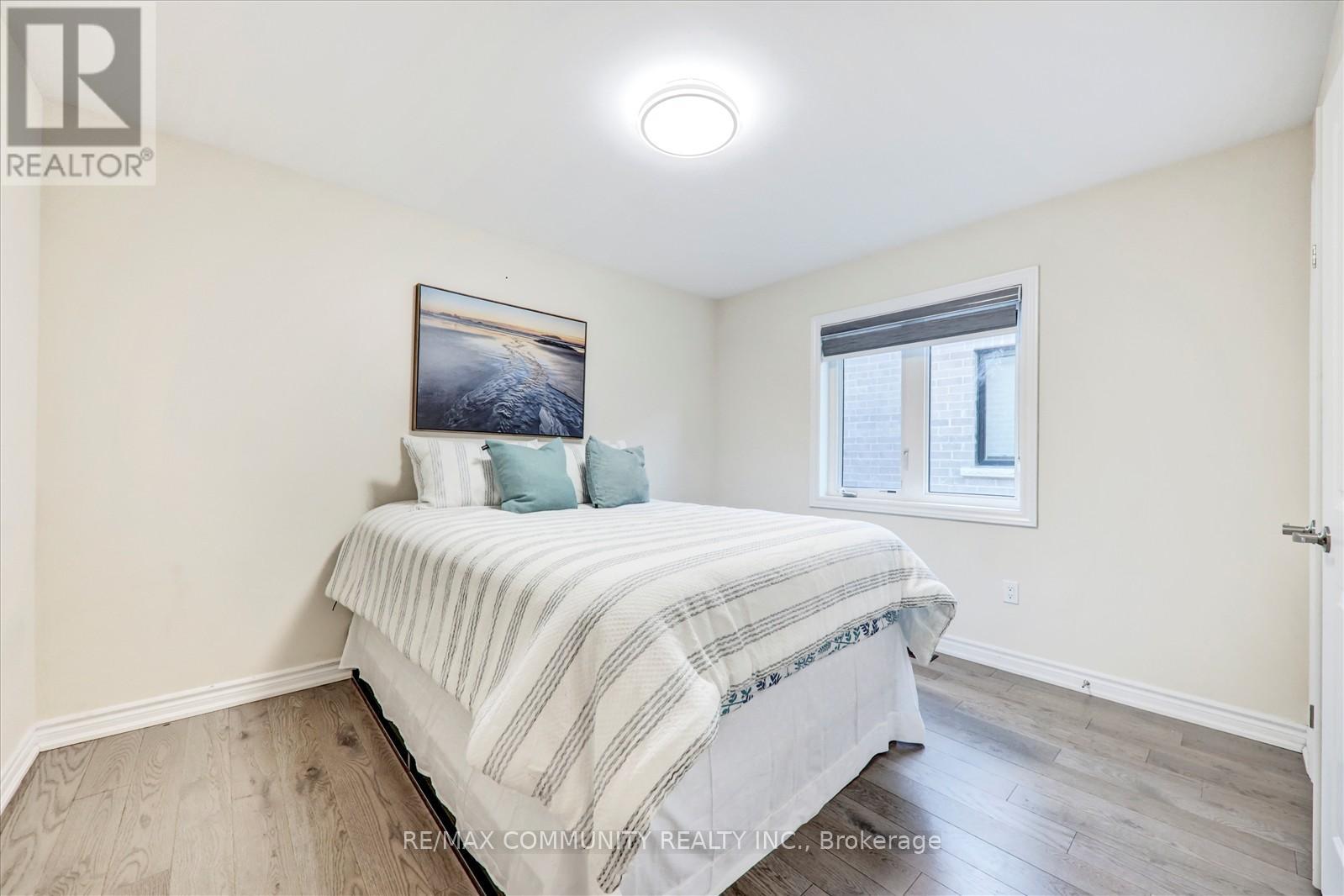 150 Jonkman Boulevard, Bradford West Gwillimbury, Ontario  L3Z 4J8 - Photo 31 - N12822482