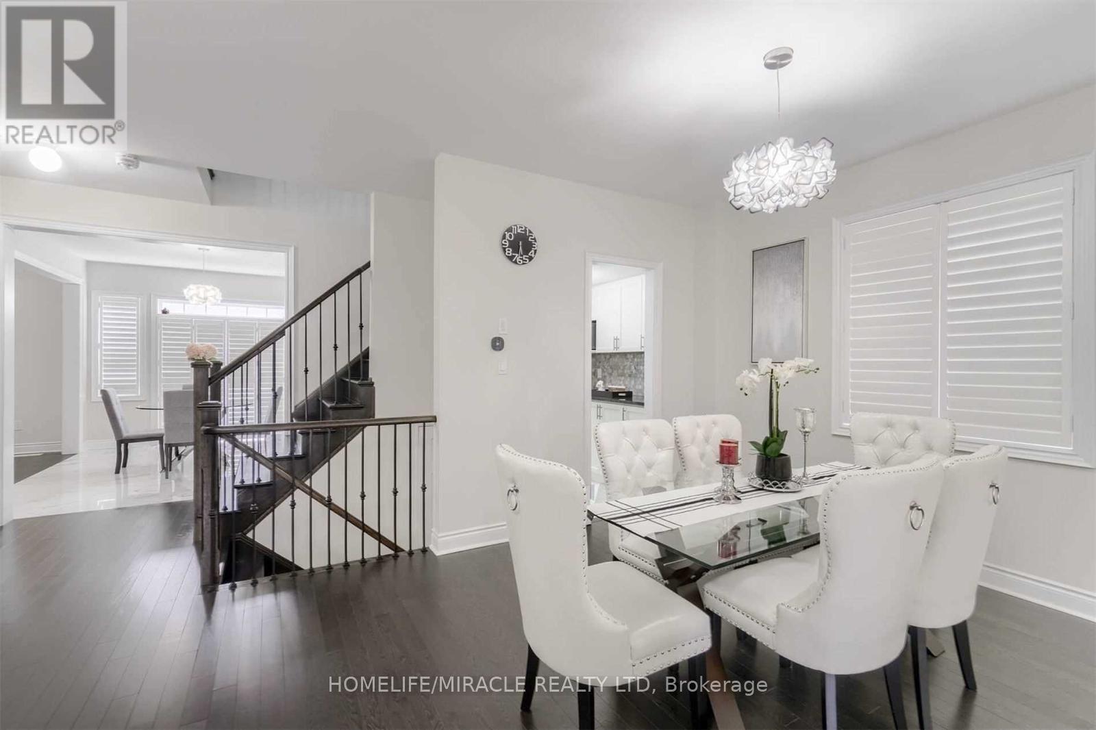 8 Buttonwood Road, Brampton, Ontario  L6P 4J9 - Photo 13 - W12824168