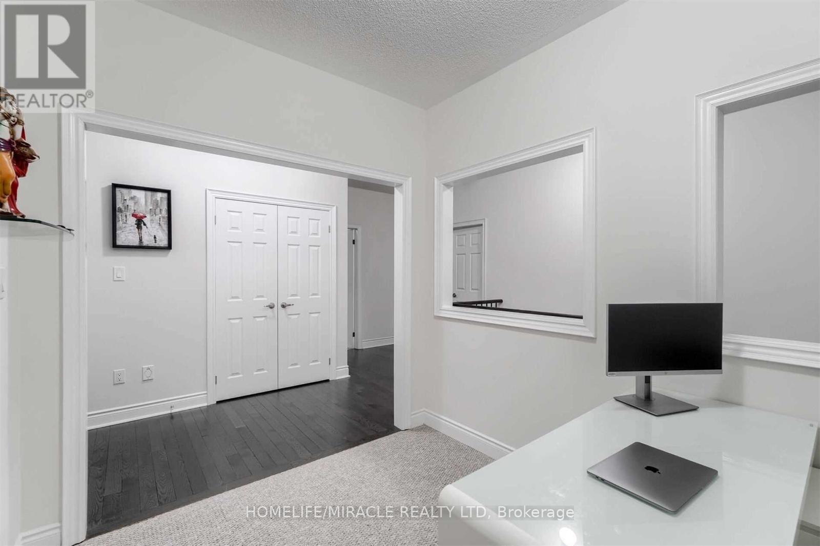 8 Buttonwood Road, Brampton, Ontario  L6P 4J9 - Photo 23 - W12824168