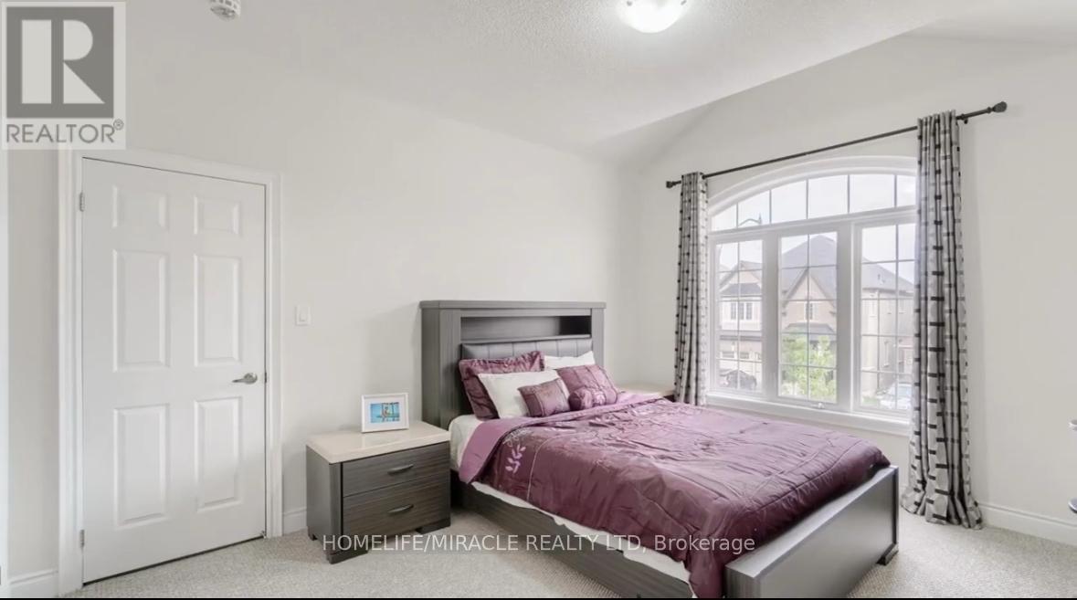 8 Buttonwood Road, Brampton, Ontario  L6P 4J9 - Photo 26 - W12824168