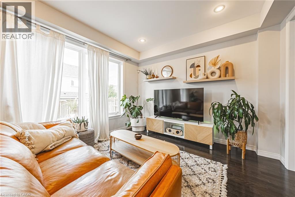 8 Matteo Trail, Hamilton, Ontario  L9B 0E8 - Photo 10 - 40784313