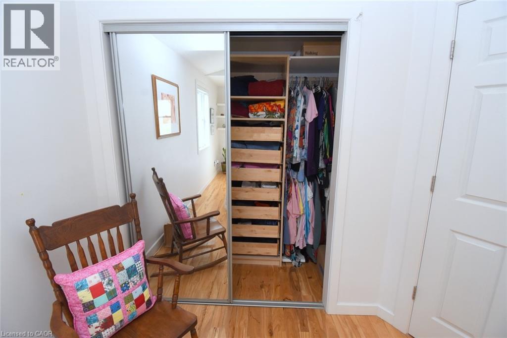 25 Bond Street S, Dundas, Ontario  L9H 3H2 - Photo 23 - 40807899