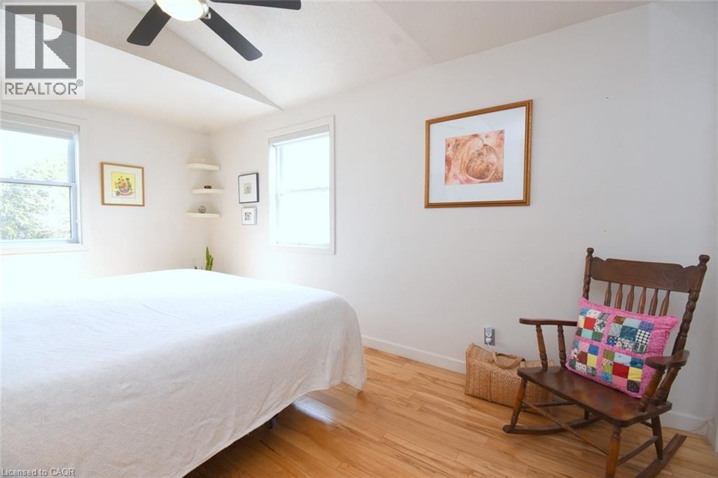 25 Bond Street S, Dundas, Ontario  L9H 3H2 - Photo 22 - 40807899