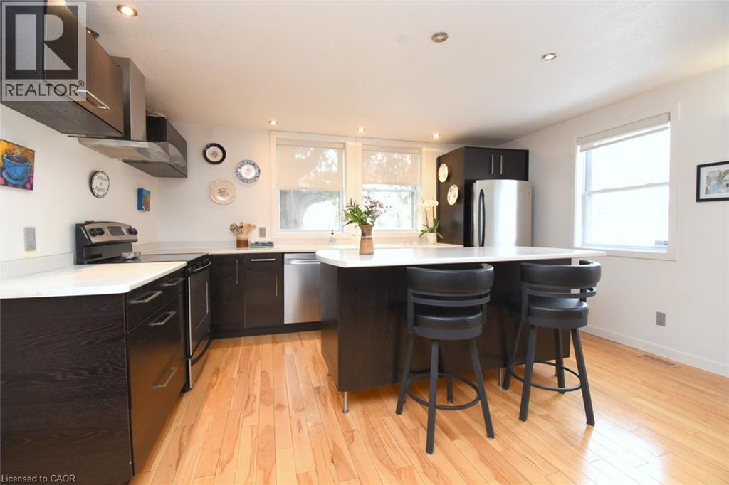 25 Bond Street S, Dundas, Ontario  L9H 3H2 - Photo 18 - 40807899