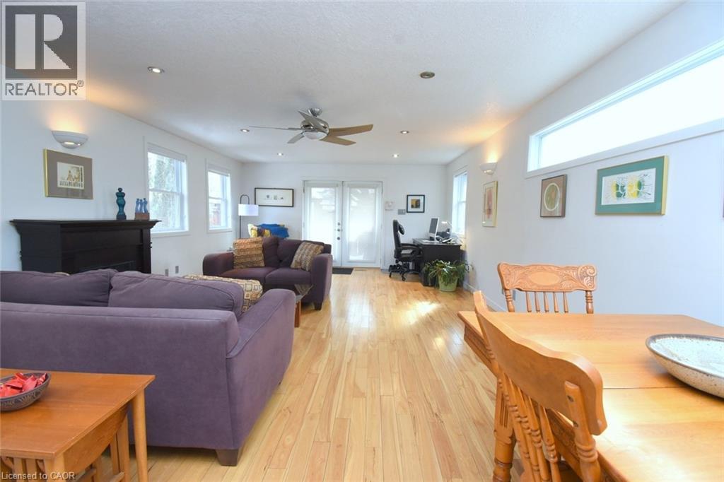 25 Bond Street S, Dundas, Ontario  L9H 3H2 - Photo 13 - 40807899