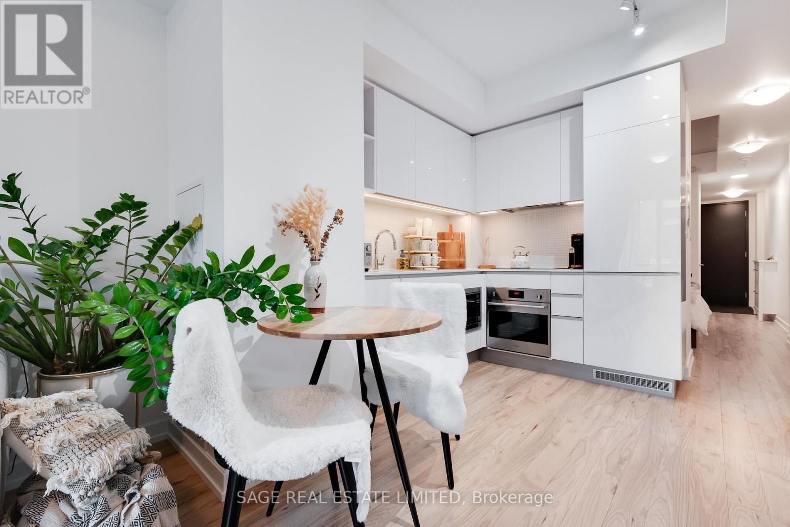 Lorem Ipsum Dolor Sit Am, Toronto, Ontario  M4V  - Photo 15 - DEMO29406108