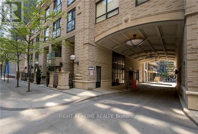 1606 - 35 Hayden Street, Toronto, Ontario  M4Y 3C3 - Photo 39 - C12825918
