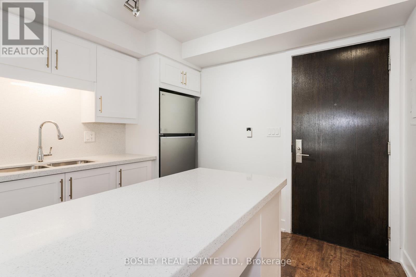 311 - 20 Blue Jays Way, Toronto (Waterfront Communities), Ontario  M5V 3W6 - Photo 2 - C12825924