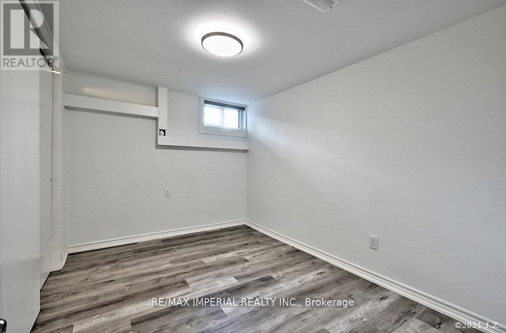 Lower - 711 Gilbert Street W, Whitby (Downtown Whitby), Ontario  L1N 1S1 - Photo 11 - E12825904