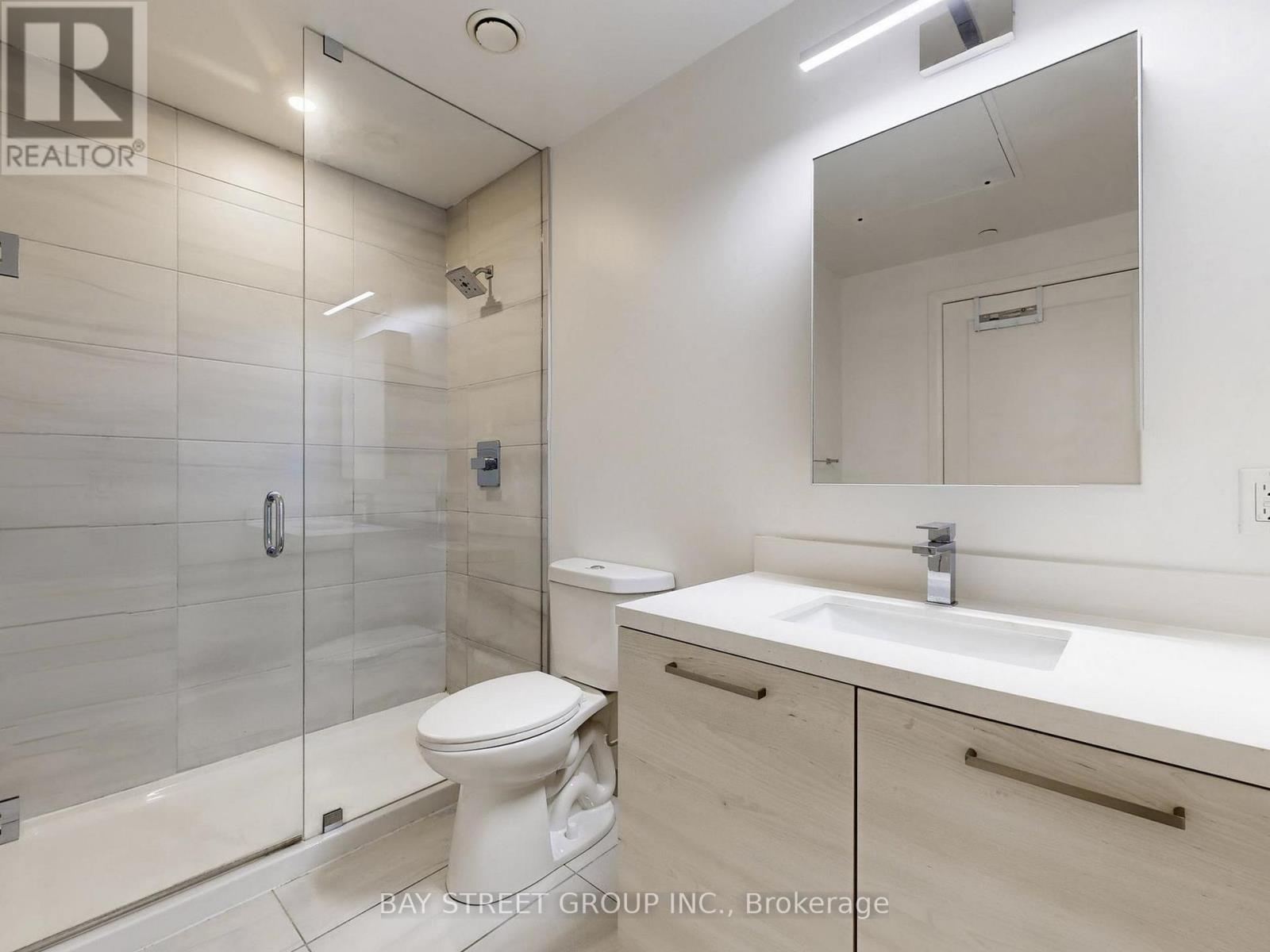 2215 - 12 Gandhi Lane, Markham, Ontario  L3T 0G8 - Photo 16 - N12825872