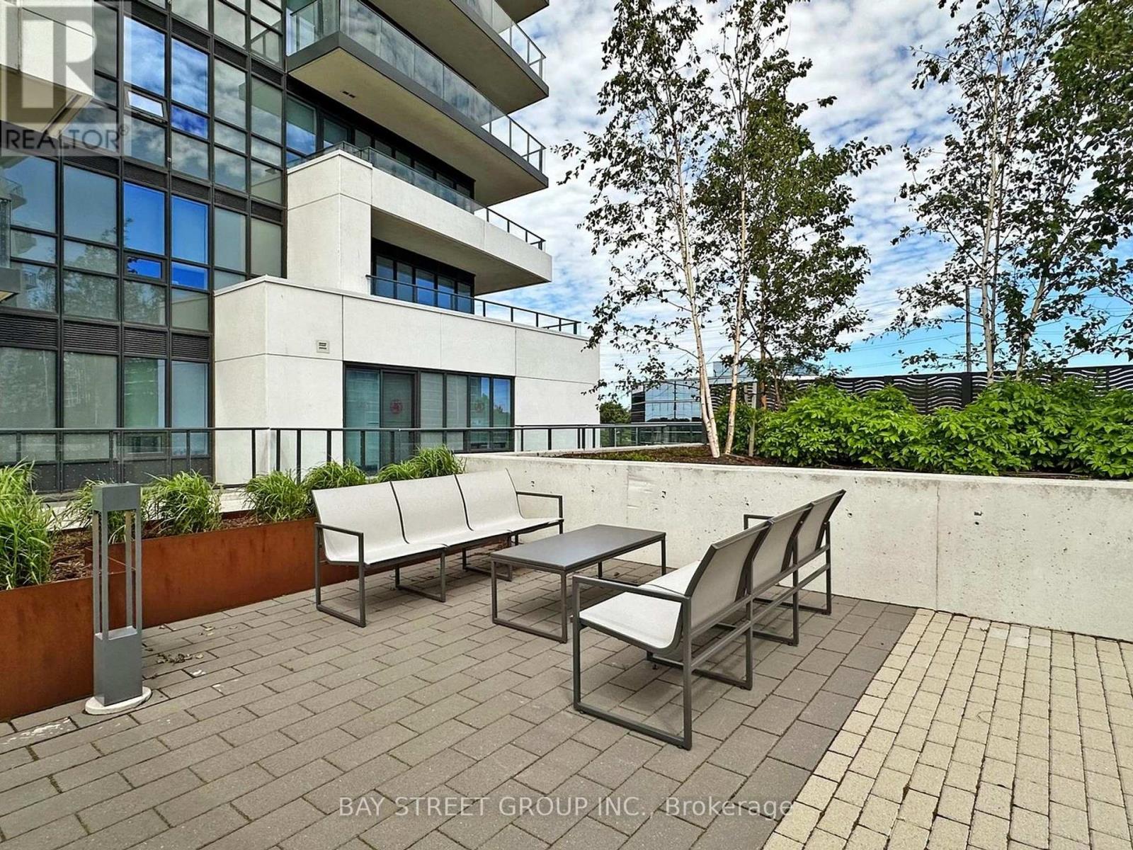 2215 - 12 Gandhi Lane, Markham, Ontario  L3T 0G8 - Photo 33 - N12825872