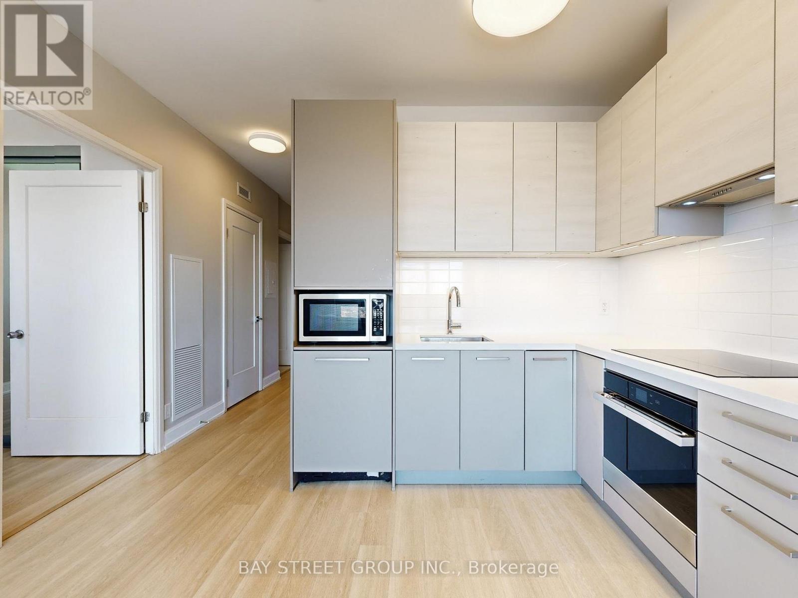 2215 - 12 Gandhi Lane, Markham, Ontario  L3T 0G8 - Photo 8 - N12825872