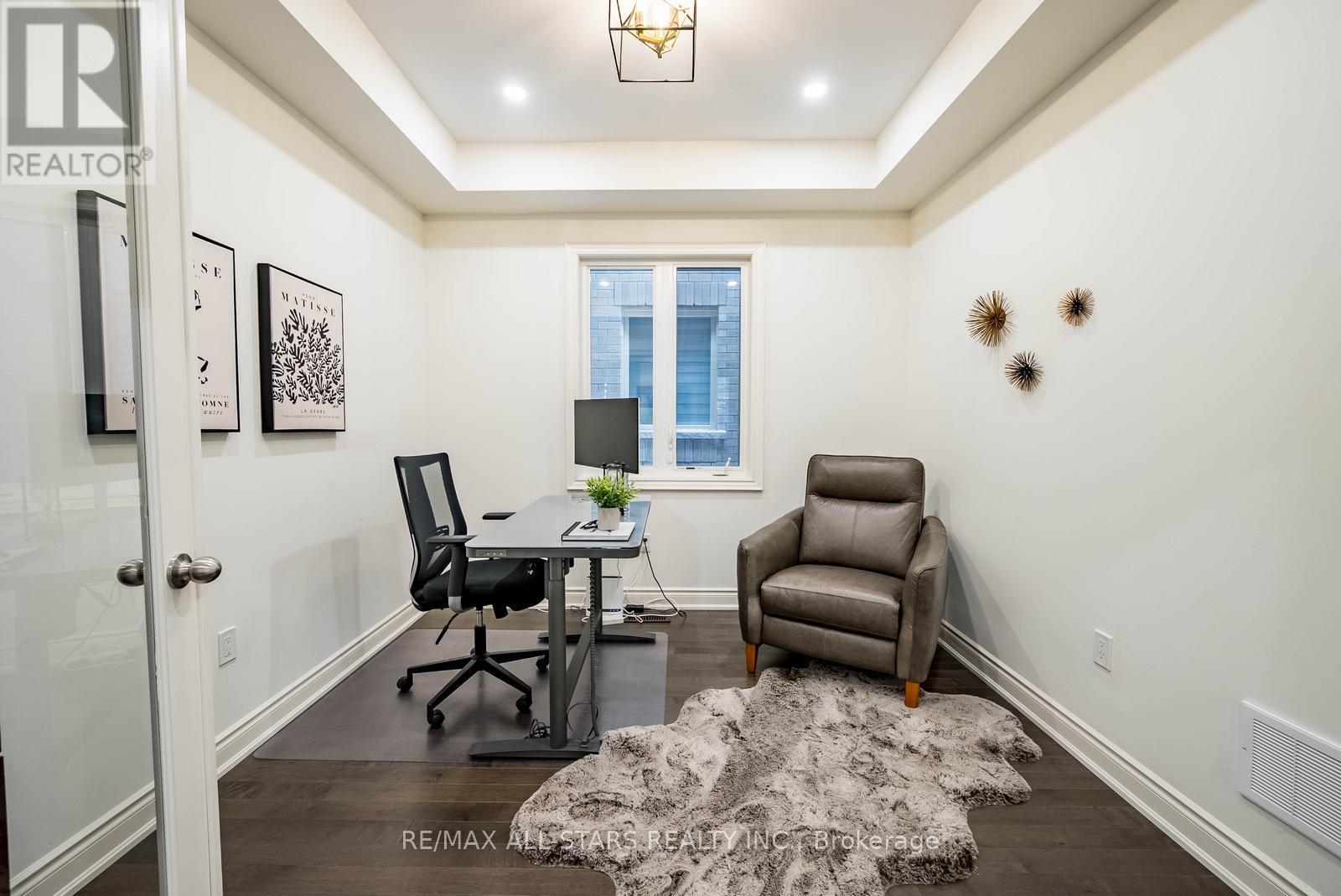 214 Fallharvest Way, Whitchurch-Stouffville, Ontario  L4A 5C2 - Photo 12 - N12825920