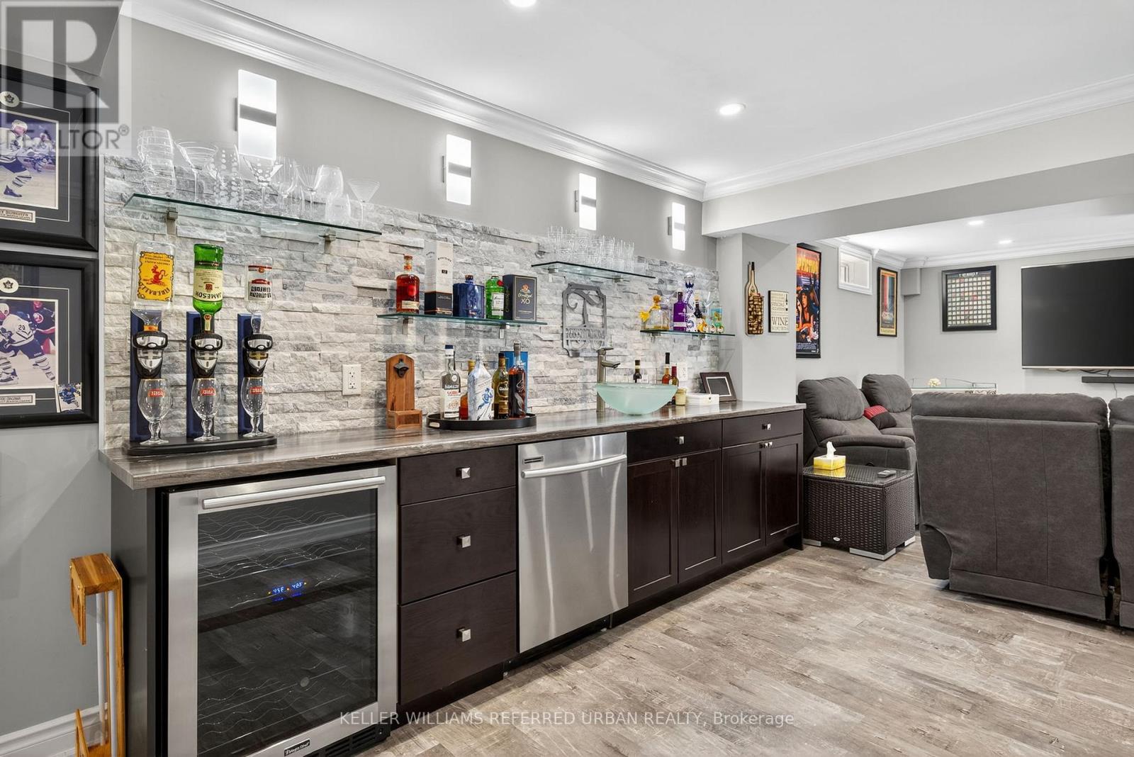 26 Waterton Way, Bradford West Gwillimbury, Ontario  L3Z 0R3 - Photo 31 - N12825932