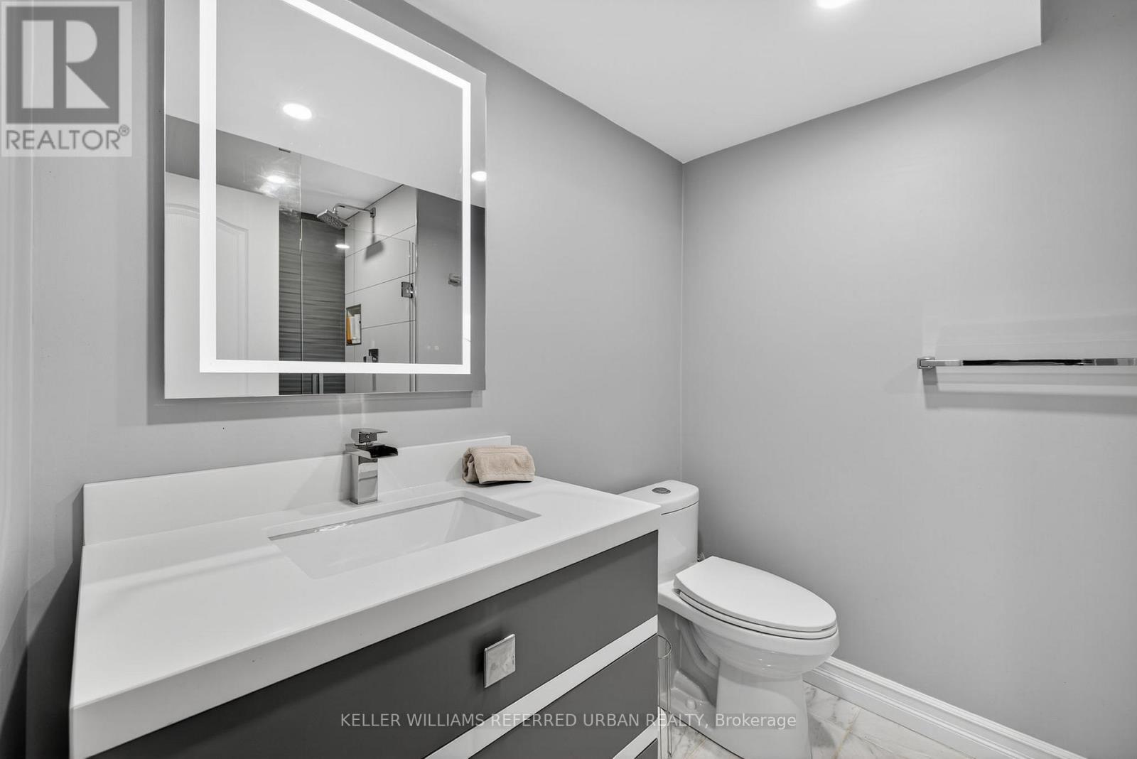 26 Waterton Way, Bradford West Gwillimbury, Ontario  L3Z 0R3 - Photo 38 - N12825932