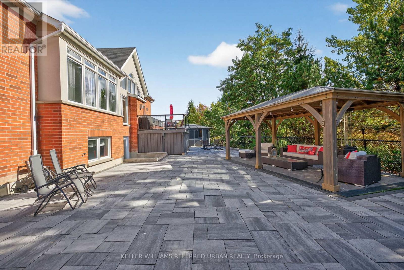 26 Waterton Way, Bradford West Gwillimbury, Ontario  L3Z 0R3 - Photo 49 - N12825932