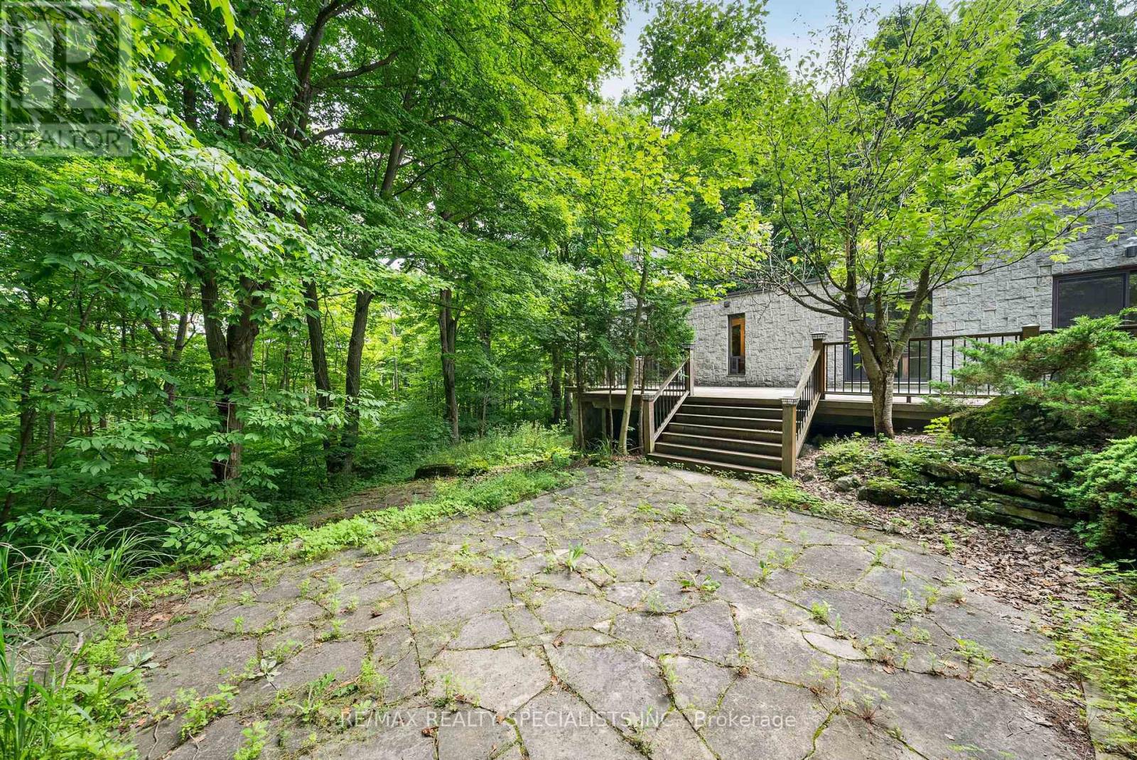 15139 Rockside Road, Caledon, Ontario L7C 1V4 - Photo 12 - W12665728