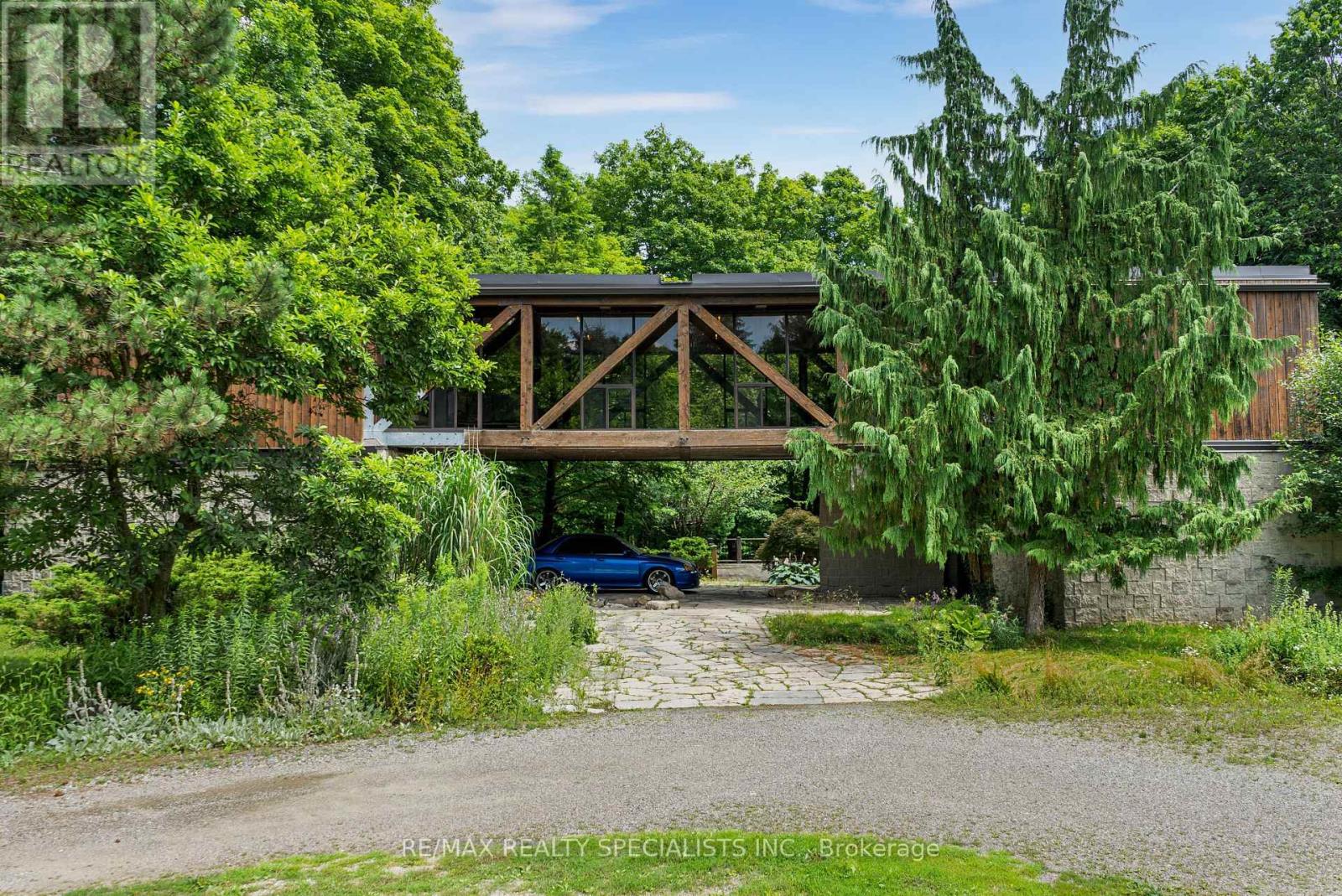 15139 Rockside Road, Caledon, Ontario L7C 1V4 - Photo 9 - W12665728