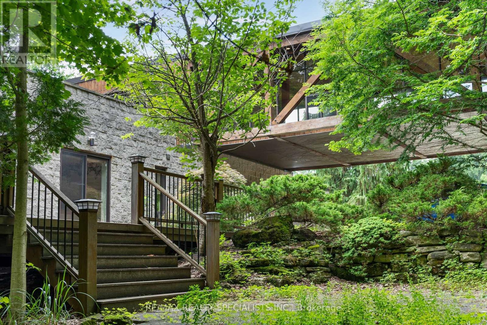 15139 Rockside Road, Caledon, Ontario L7C 1V4 - Photo 8 - W12665728