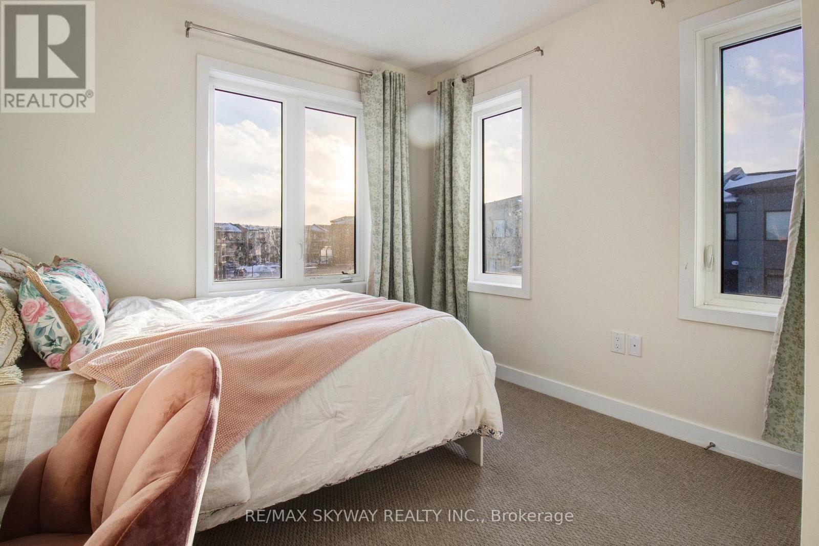 130 - 590 North Service Road, Hamilton, Ontario  L8E 0K5 - Photo 35 - X12824902