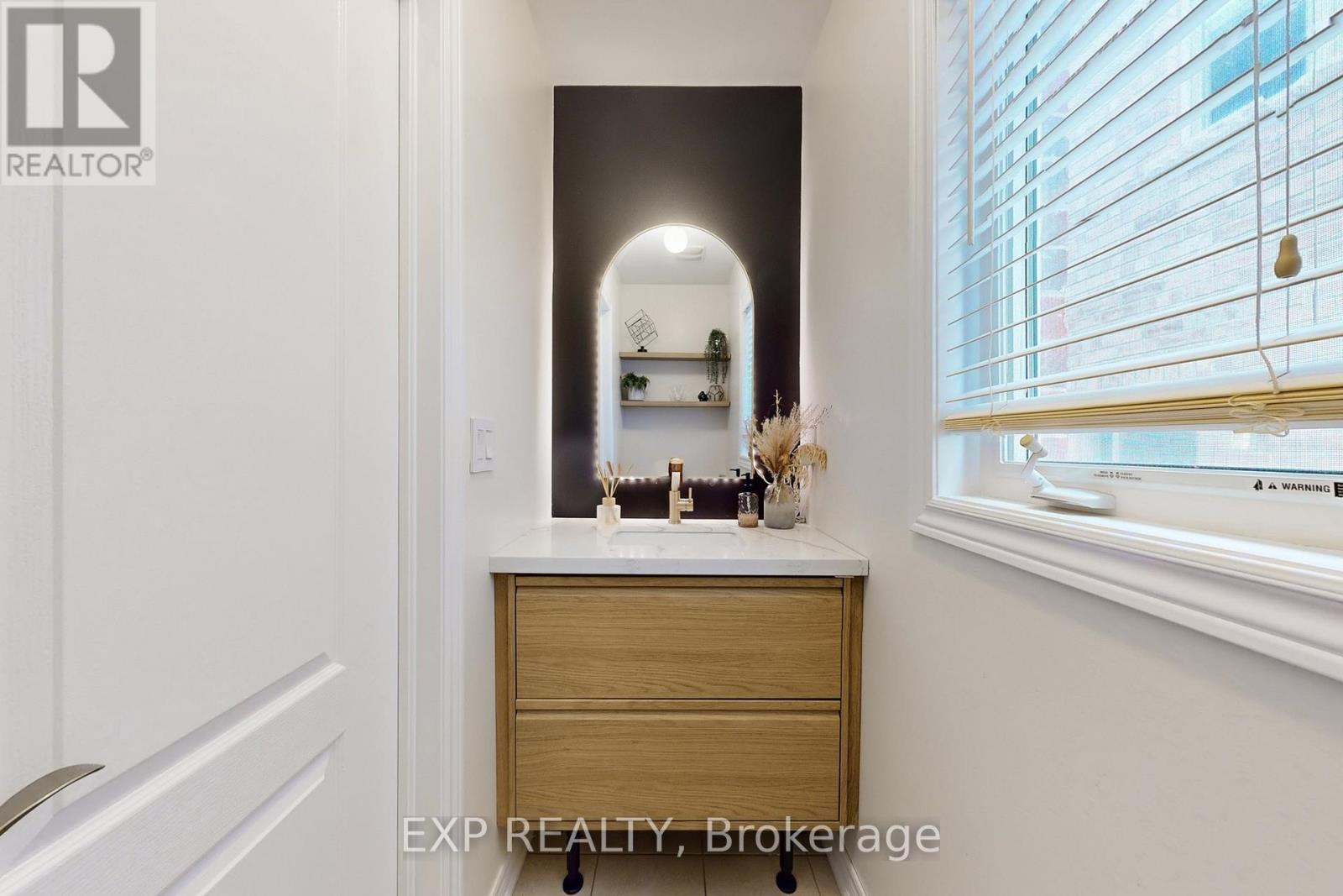 61 Buchanan Crescent, Brampton, Ontario  L6X 5M4 - Photo 15 - W12825916