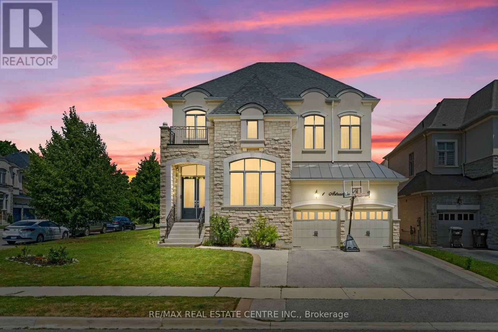 1 Astrantia Way, Brampton, Ontario  L6X 1P3 - Photo 1 - W12825940