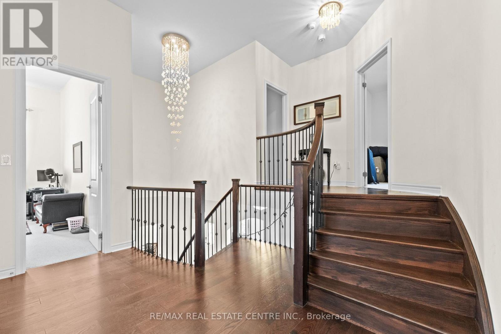 1 Astrantia Way, Brampton, Ontario  L6X 1P3 - Photo 19 - W12825940