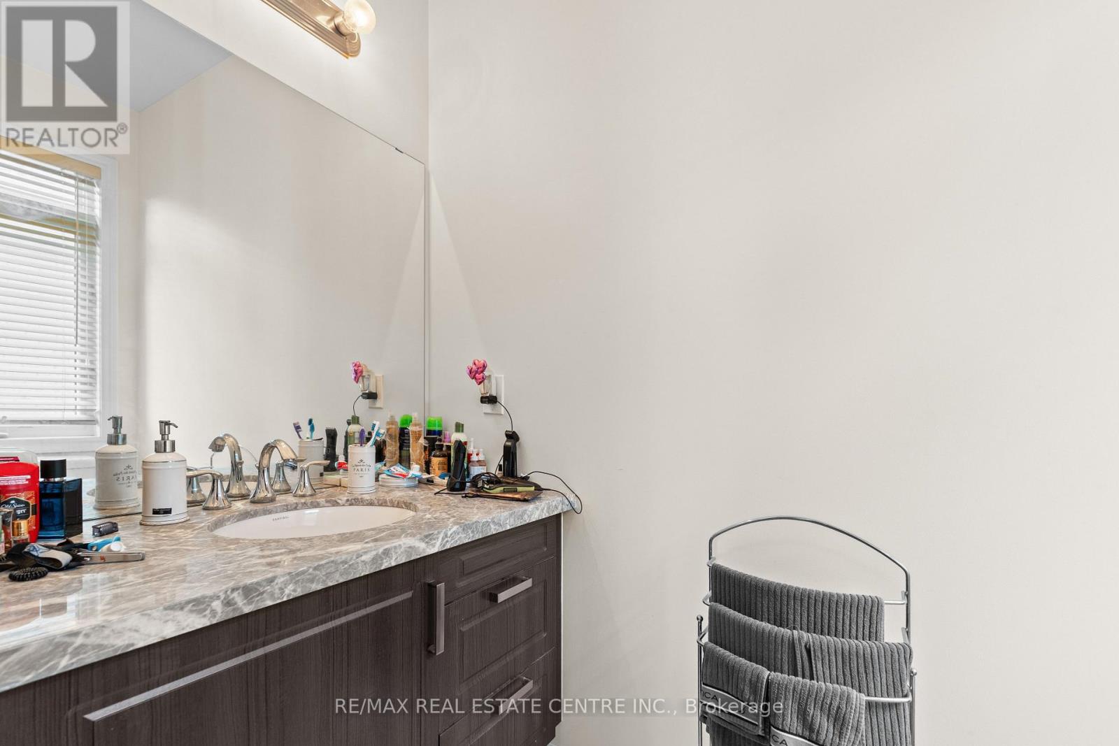 1 Astrantia Way, Brampton, Ontario  L6X 1P3 - Photo 24 - W12825940