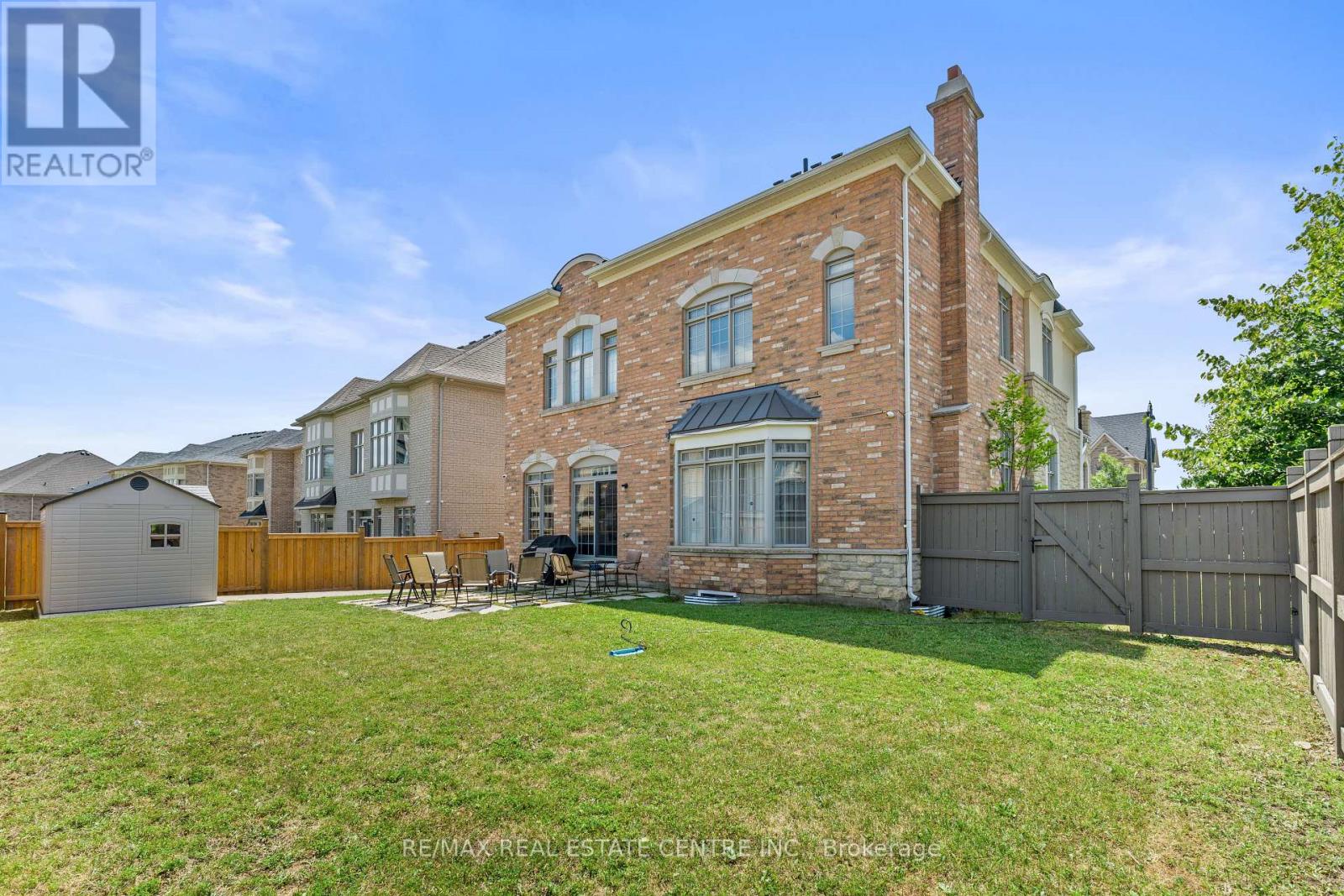 1 Astrantia Way, Brampton, Ontario  L6X 1P3 - Photo 37 - W12825940