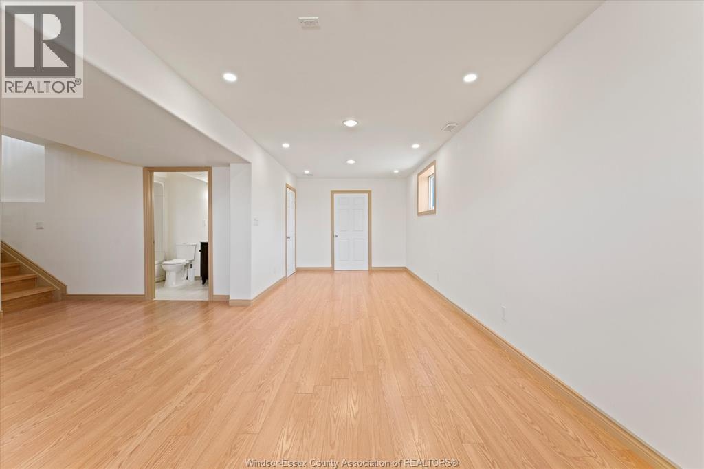 4511 Sassafras, Windsor, Ontario  N9G 3C9 - Photo 22 - 26004053