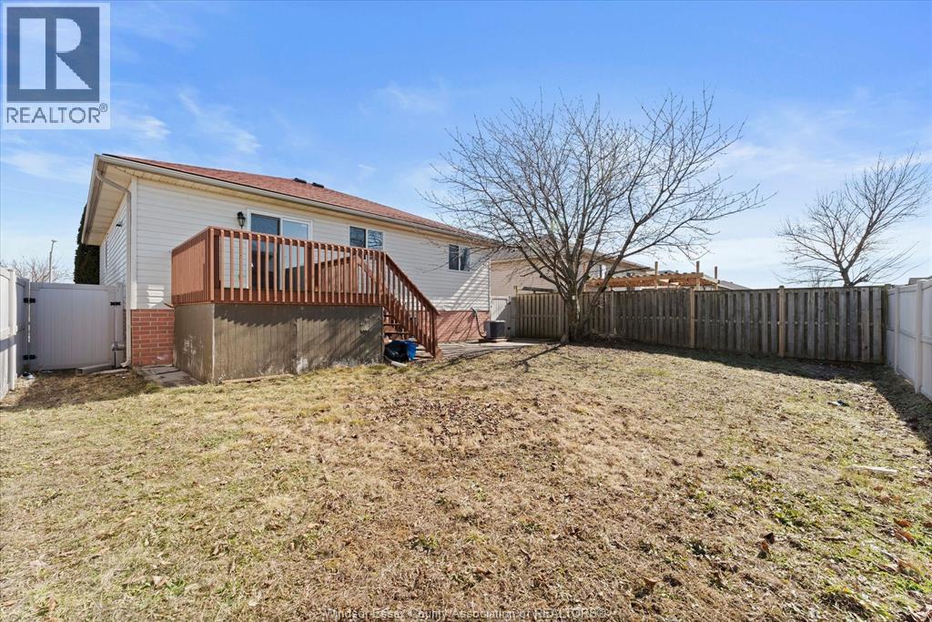 4511 Sassafras, Windsor, Ontario  N9G 3C9 - Photo 35 - 26004053