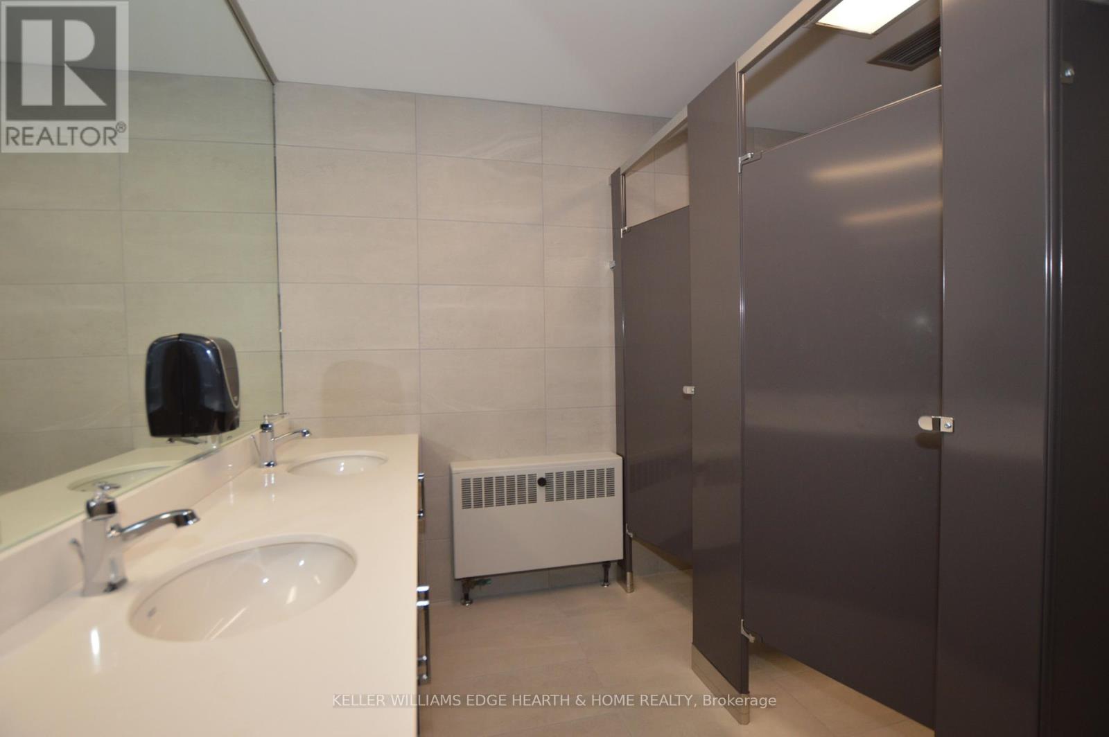 700 - 1 James Street S, Hamilton (Beasley), Ontario  L8P 4R5 - Photo 20 - X12825880