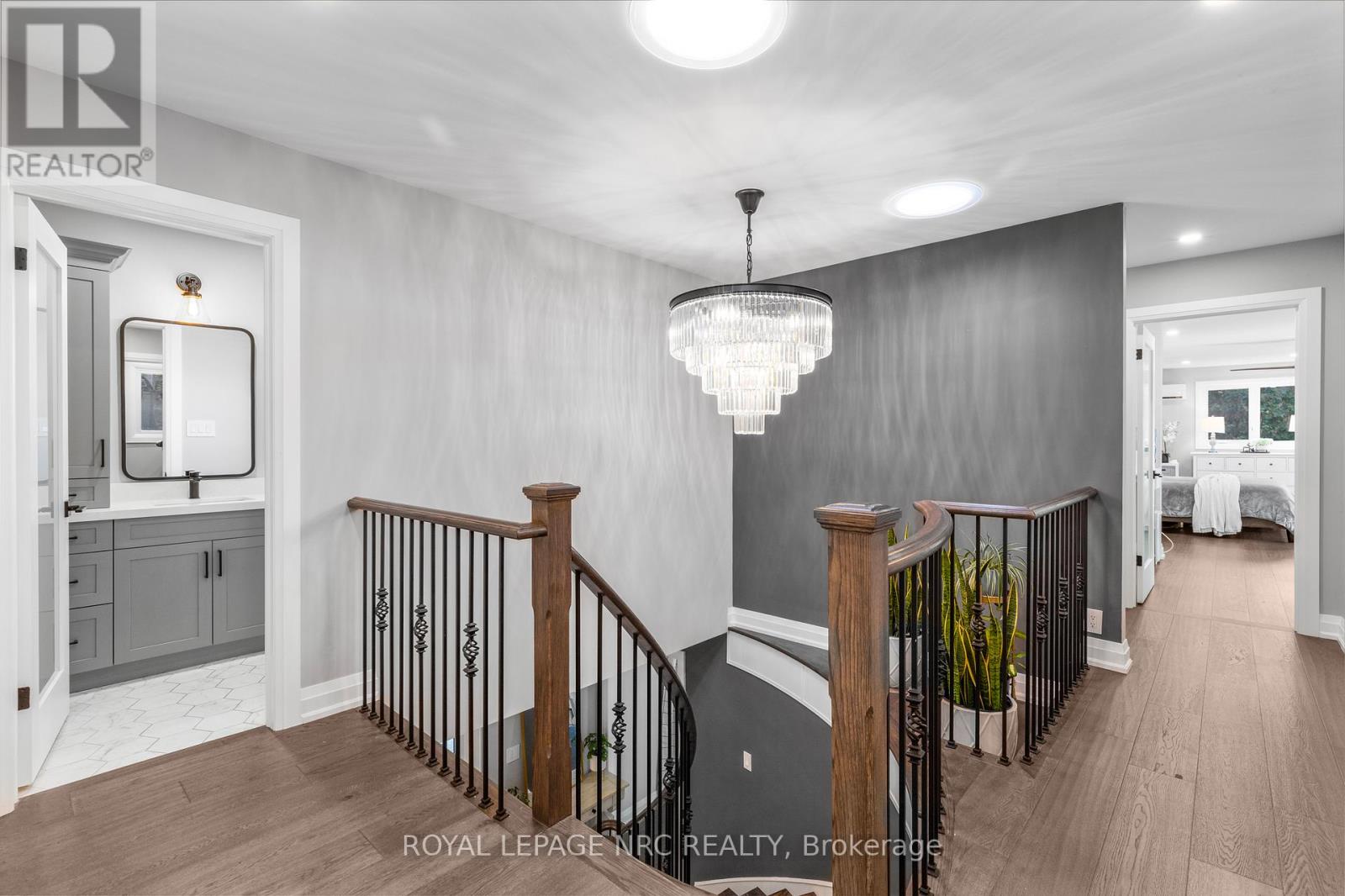 94 Dorchester Drive, Grimsby, Ontario  L3M 1A8 - Photo 17 - X12825882