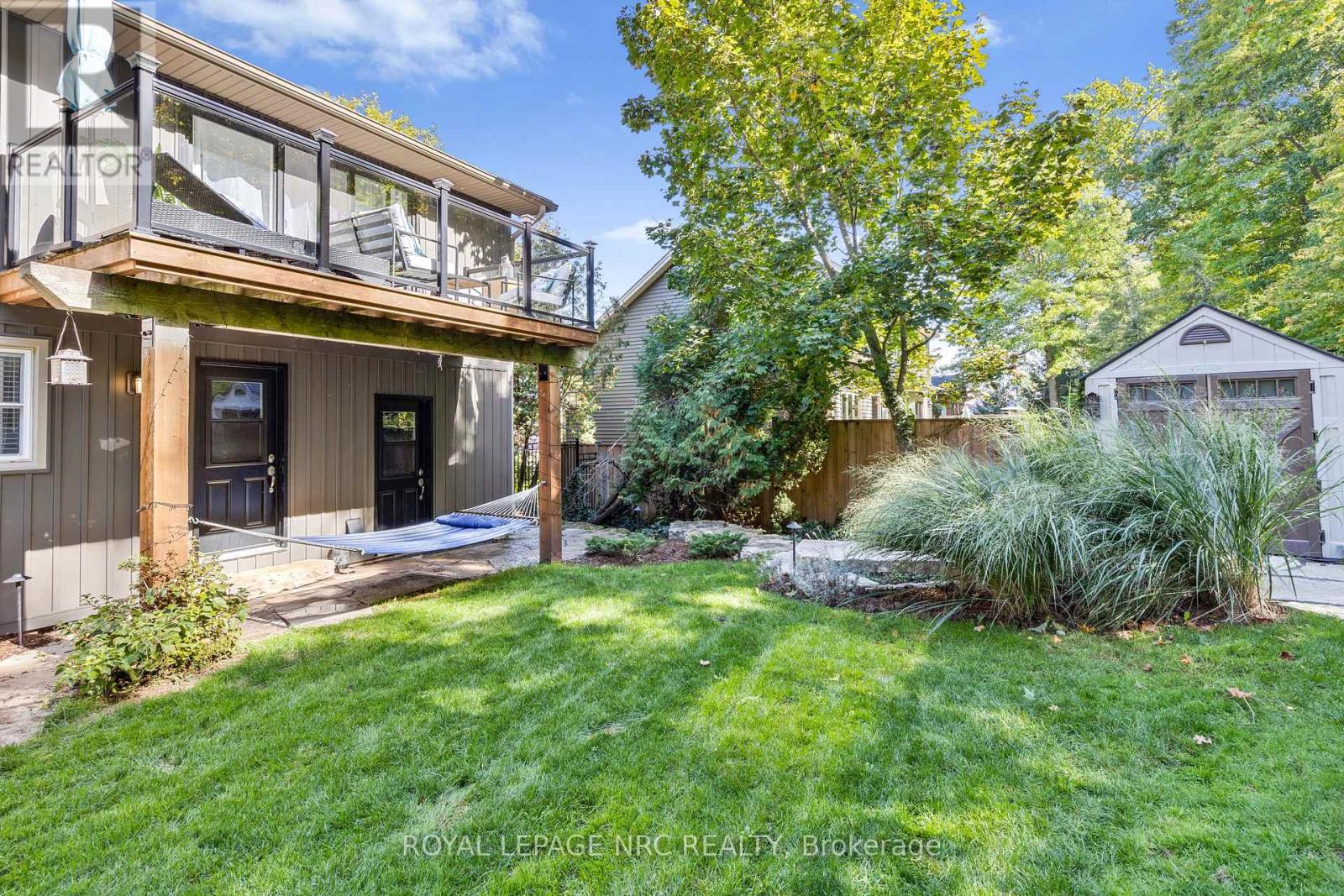 94 Dorchester Drive, Grimsby, Ontario  L3M 1A8 - Photo 42 - X12825882