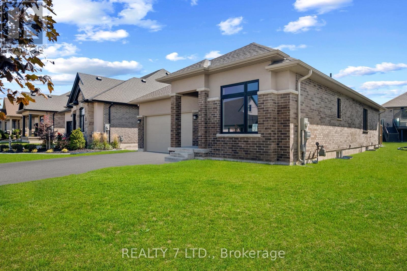 566 Old Course Trail, Welland, Ontario  L3B 6G8 - Photo 2 - X12825896