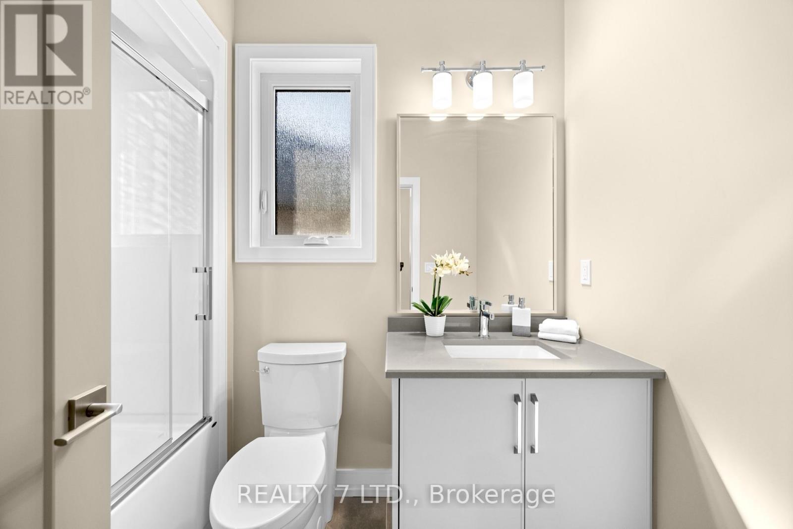 566 Old Course Trail, Welland, Ontario  L3B 6G8 - Photo 21 - X12825896