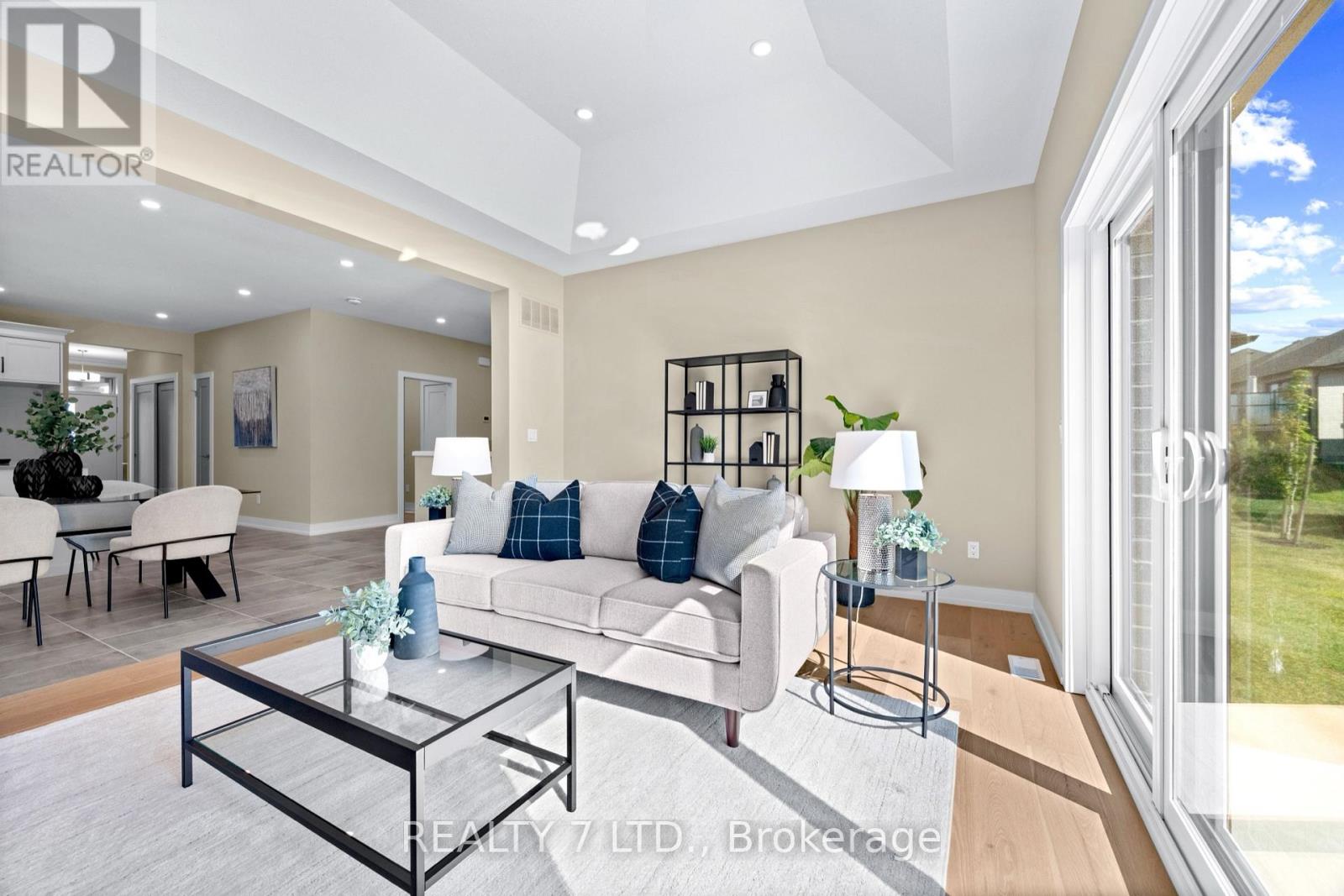 566 Old Course Trail, Welland, Ontario  L3B 6G8 - Photo 8 - X12825896