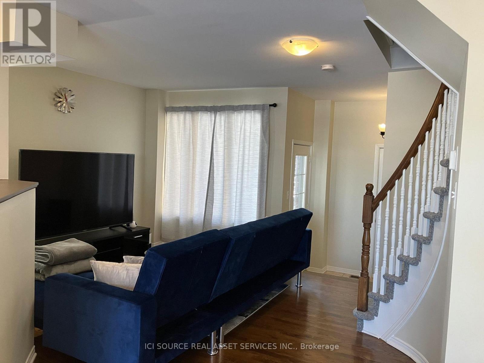 1493 Lynx Crescent, Ottawa, Ontario  K4A 3Y9 - Photo 2 - X12825926